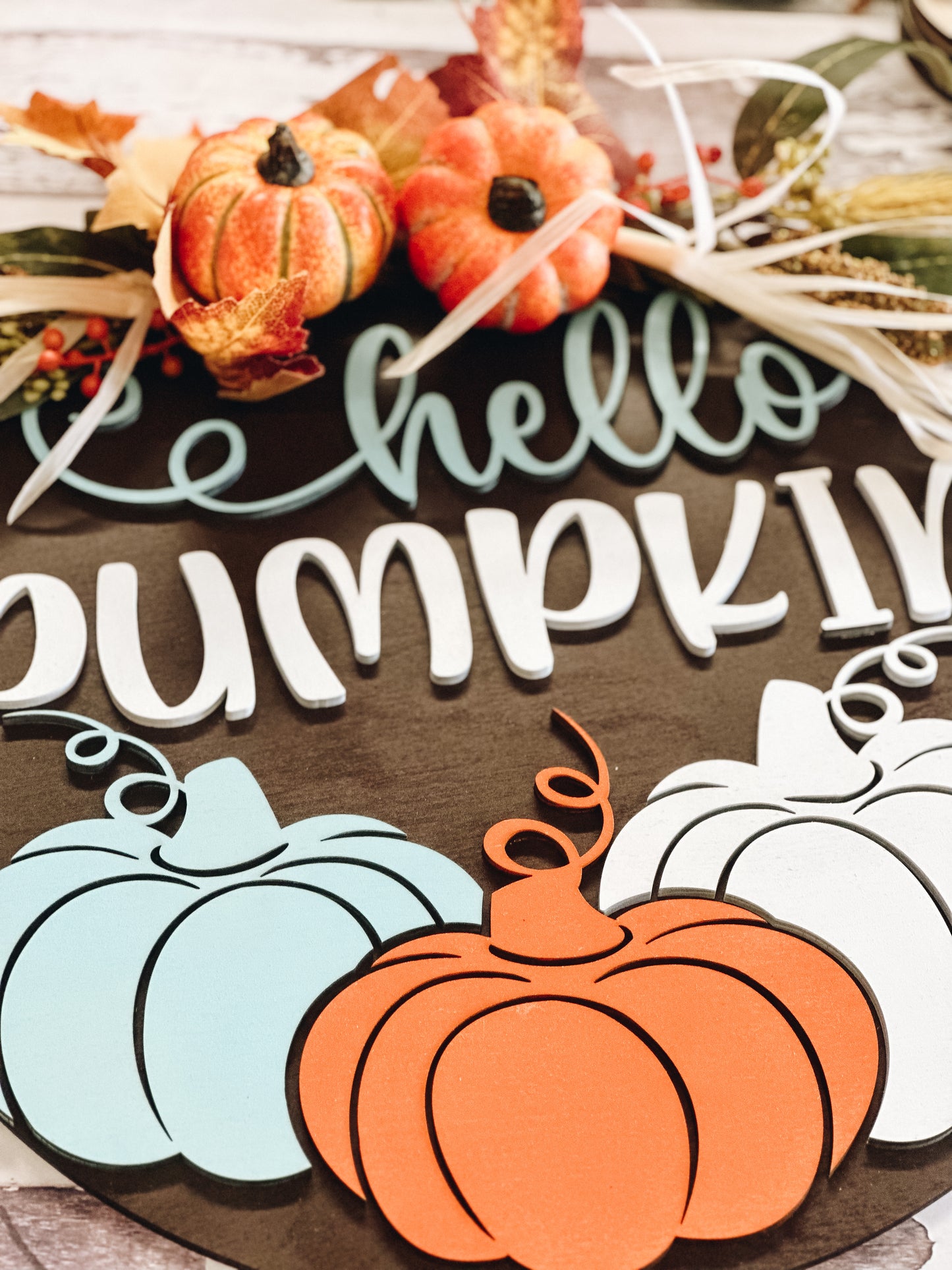 Hello Pumpkin Door Hanger • Fall Thanksgiving Round Door Hange